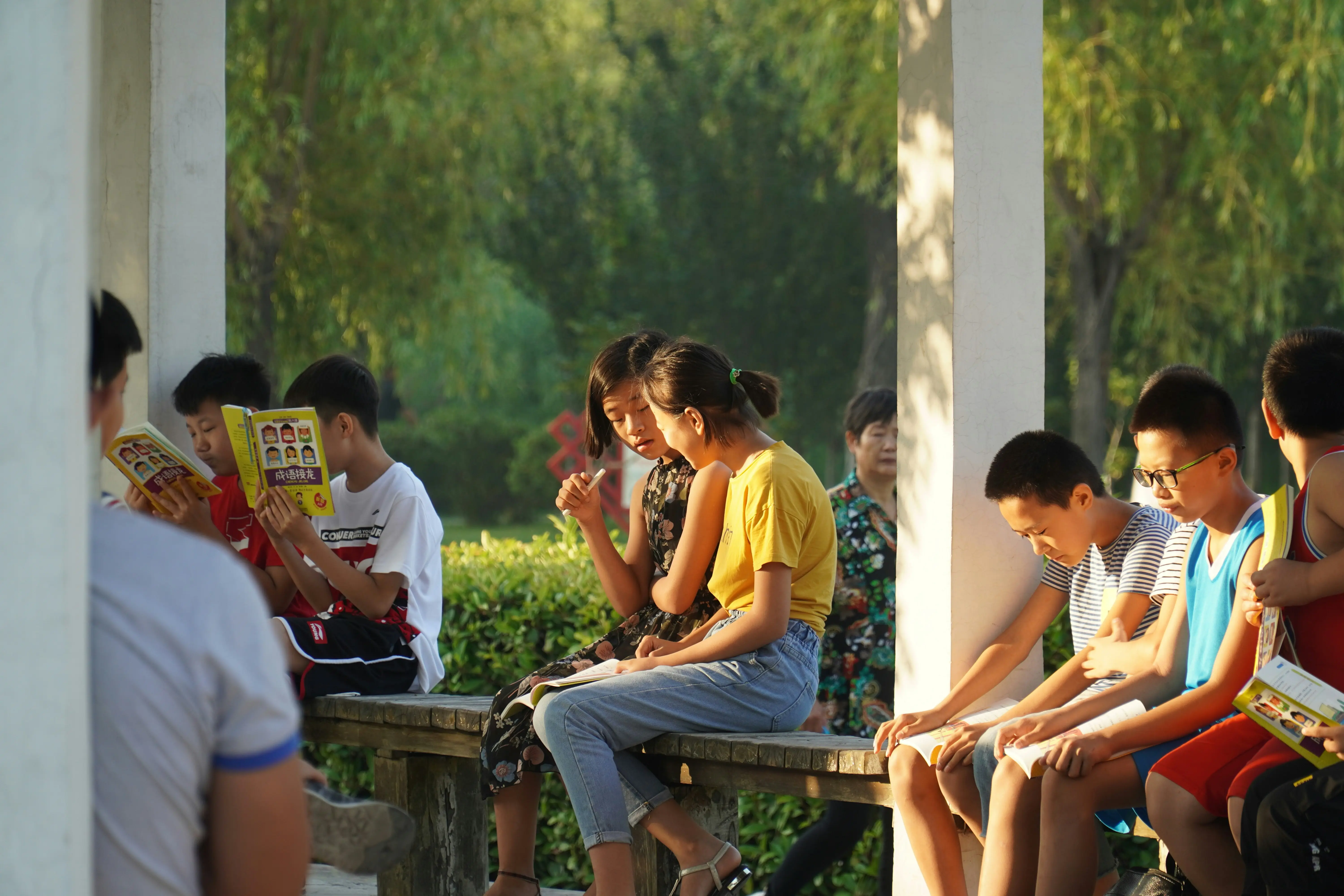 Who was Zhang Xuefeng, China’s million-dollar 'Gaokao Guru', who passed away at 41