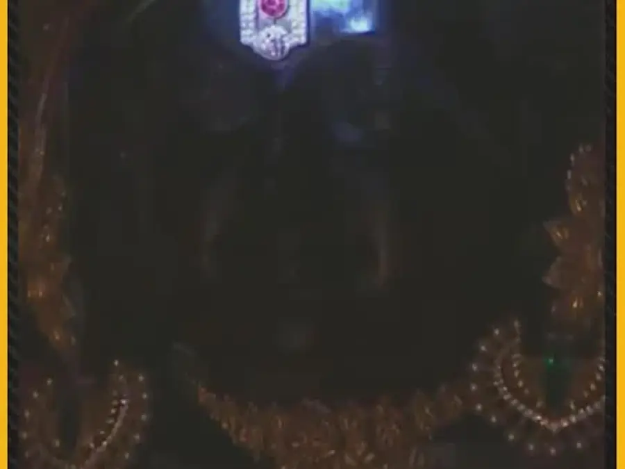 India: Surya Tilak Illuminates Ram Lalla In Ayodhya | WION
