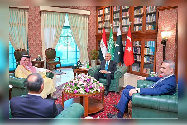 Saudi, Egypt and Turkey foreign ministers hold quadrilateral talks in Pakistan for Iran war de-escalation Saudi, Egypt and Turkey foreign ministers hold quadrilateral talks in Pakistan for Iran war de-escalation