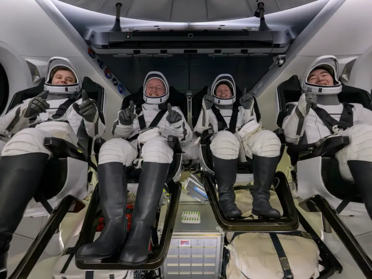 Speechless in space: The curious case of a NASA astronaut who could not speak for 20 minutes Speechless in space: The curious case of a NASA astronaut who could not speak for 20 minutes