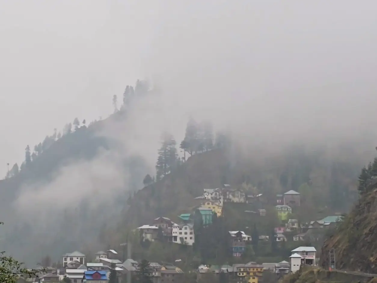 J&K records 34% rainfall deficit in March despite frequent western disturbances J&K records 34% rainfall deficit in March despite frequent western disturbances
