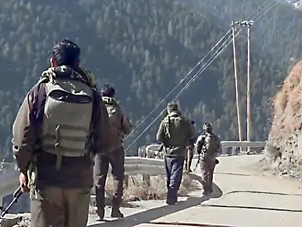 Gunshots heard during anti-terrorist operation in Central Kashmir’s Ganderbal district Gunshots heard during anti-terrorist operation in Central Kashmir’s Ganderbal district