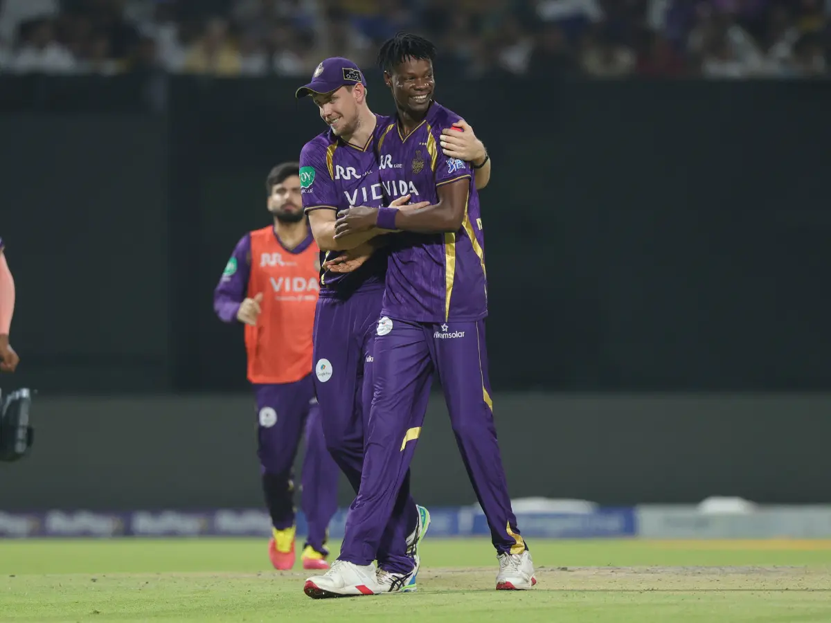 IPL 2026: Mustafizur who? Blessing Muzarabani scalps Ishan Kishan, Abhishek Sharma in one over for KKR