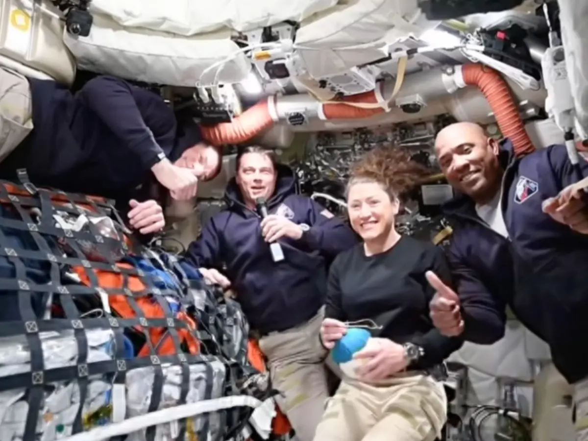 'Nothing normal about this': Artemis II astronauts on having humans 250,000 miles away in space 'Nothing normal about this': Artemis II astronauts on having humans 250,000 miles away in space