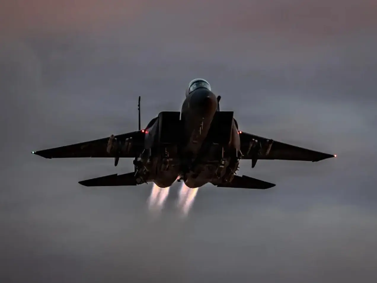 ‘Capture US pilot alive, get reward,’ says Iranian media after Tehran claims it downed F-15E ‘Capture US pilot alive, get reward,’ says Iranian media after Tehran claims it downed F-15E
