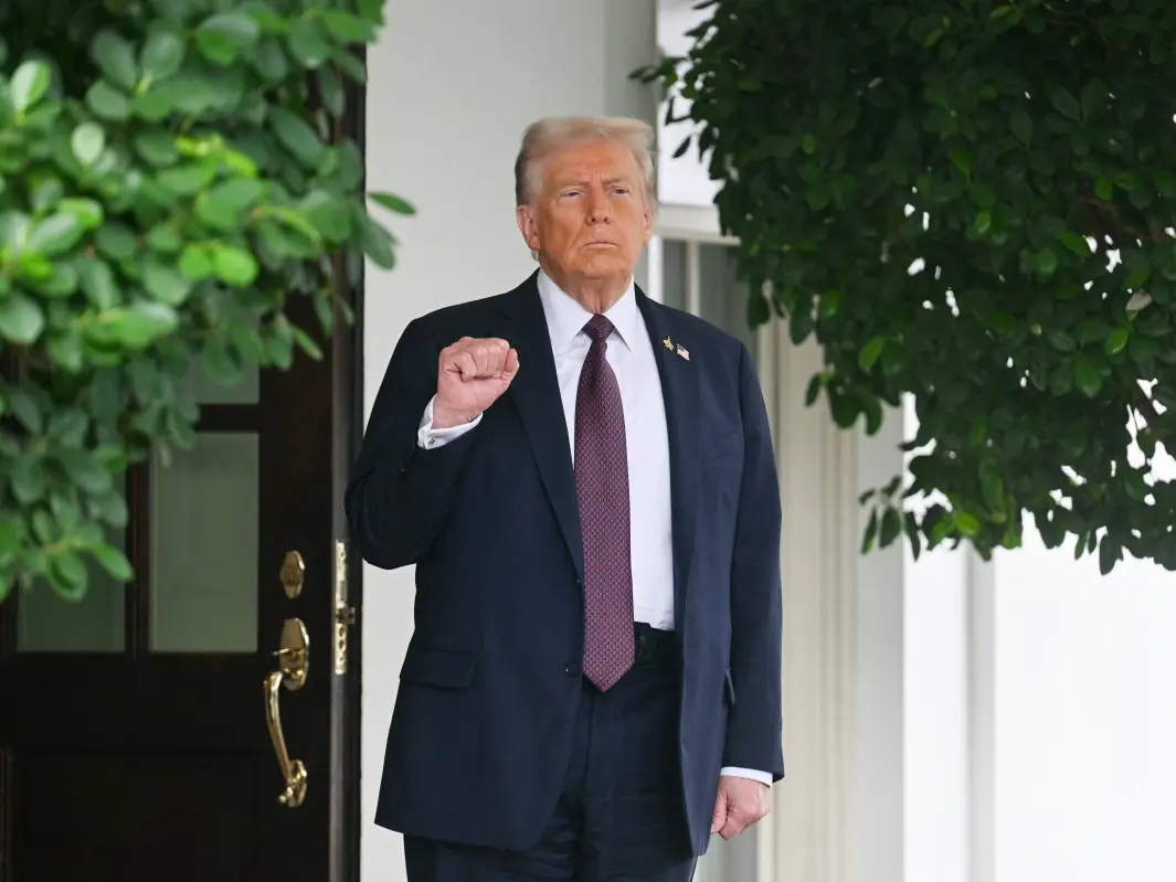US President Trump hospitalised? Sudden 'press lid' sparks health rumours | FACT-CHECK on viral claims