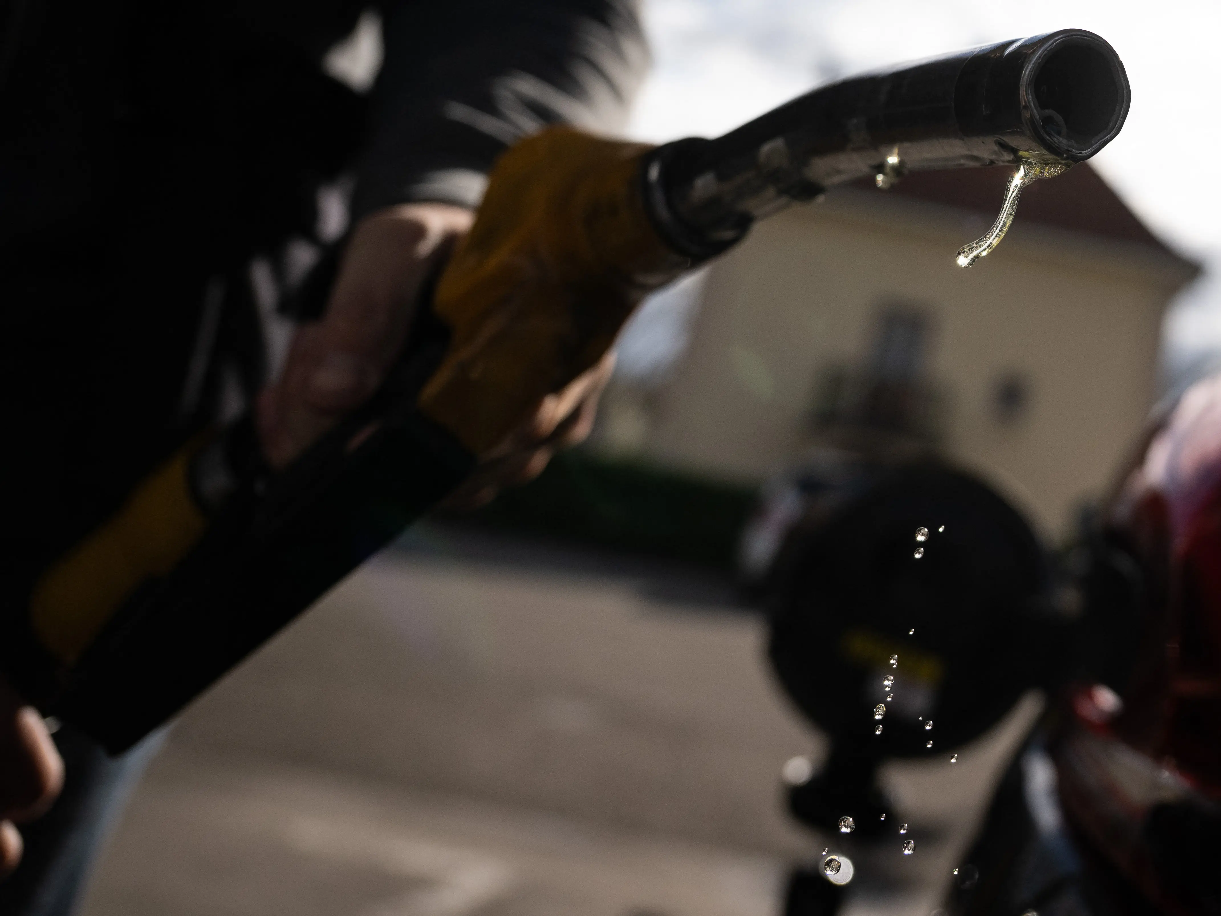 US crude oil price jumps to $115 per barrel after Trump’s profane threat to Iran – Details here US crude oil price jumps to $115 per barrel after Trump’s profane threat to Iran – Details here
