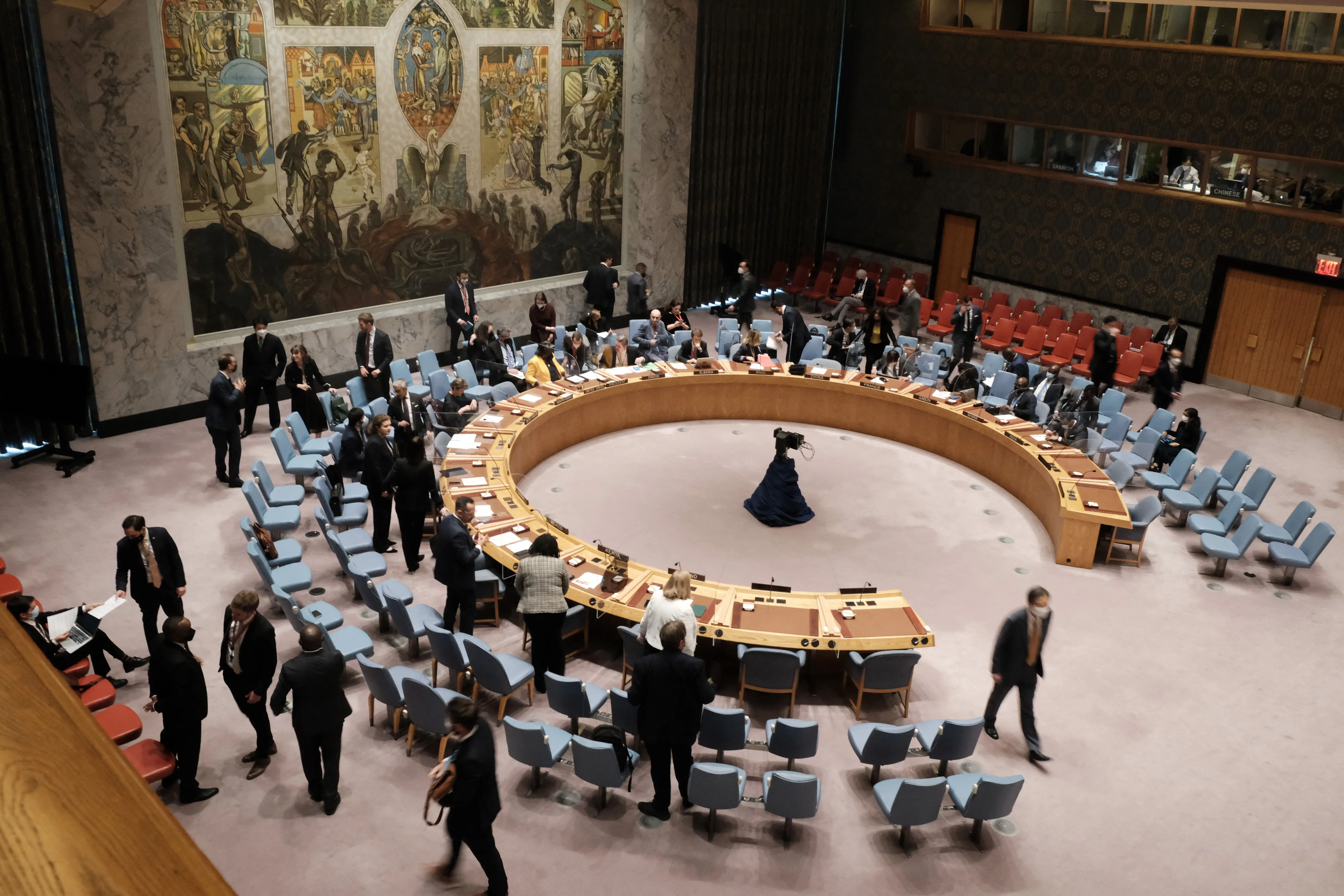 Diplomatic setback for US as Russia and China veto UN resolution on Hormuz reopening
