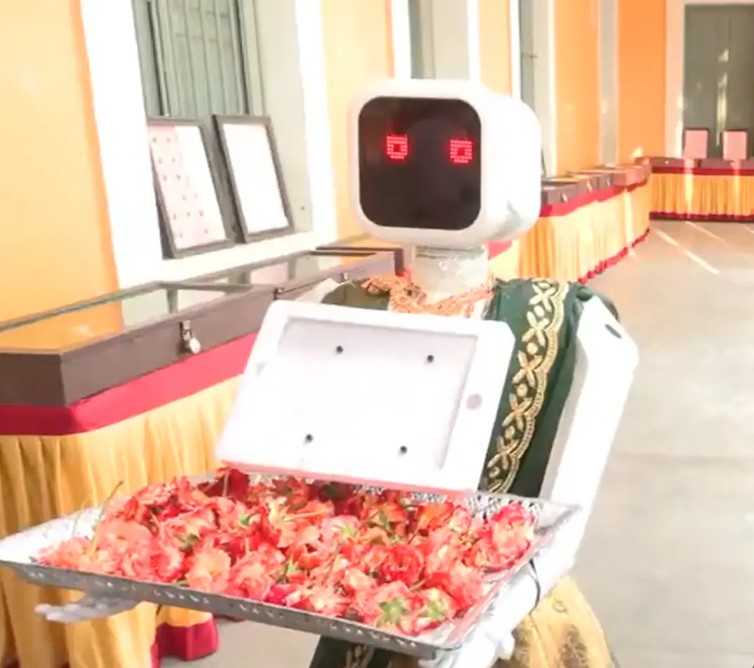 Meet 'Nila', the robot welcoming voters at Puducherry polling booth: WATCH