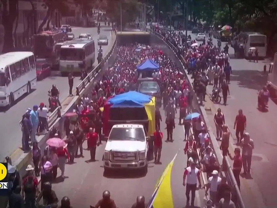 Venezuela Protest Turns Violent as Bottles Thrown During Clashes with Police 