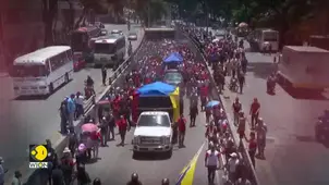 Venezuela Protests: Caracas Boils Over As Workers Clash With Police Over Frozen Wages 