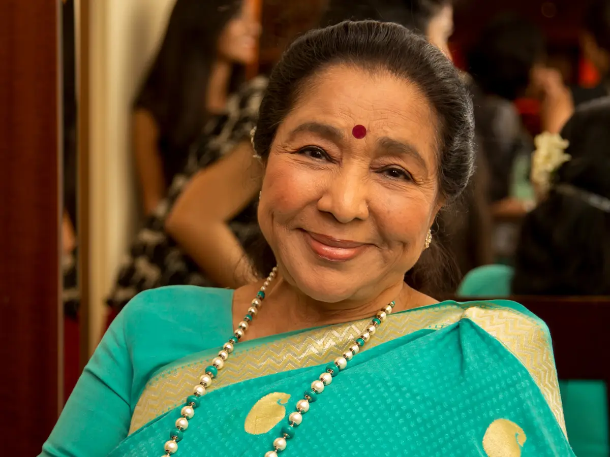 Asha Bhosle hospitalised in Mumbai following a health scare: Reports