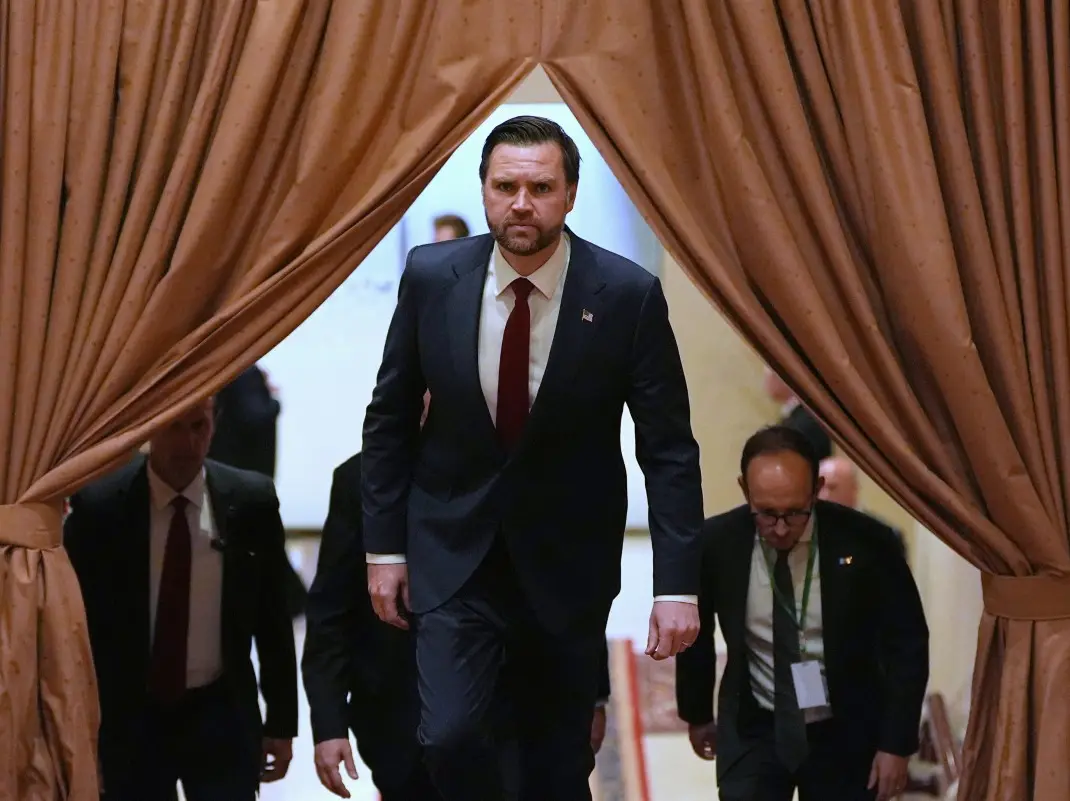 Vance and co to leave Pakistan without Iran deal: 'Final offer' presented, nuclear deadlock continues Vance and co to leave Pakistan without Iran deal: 'Final offer' presented, nuclear deadlock continues