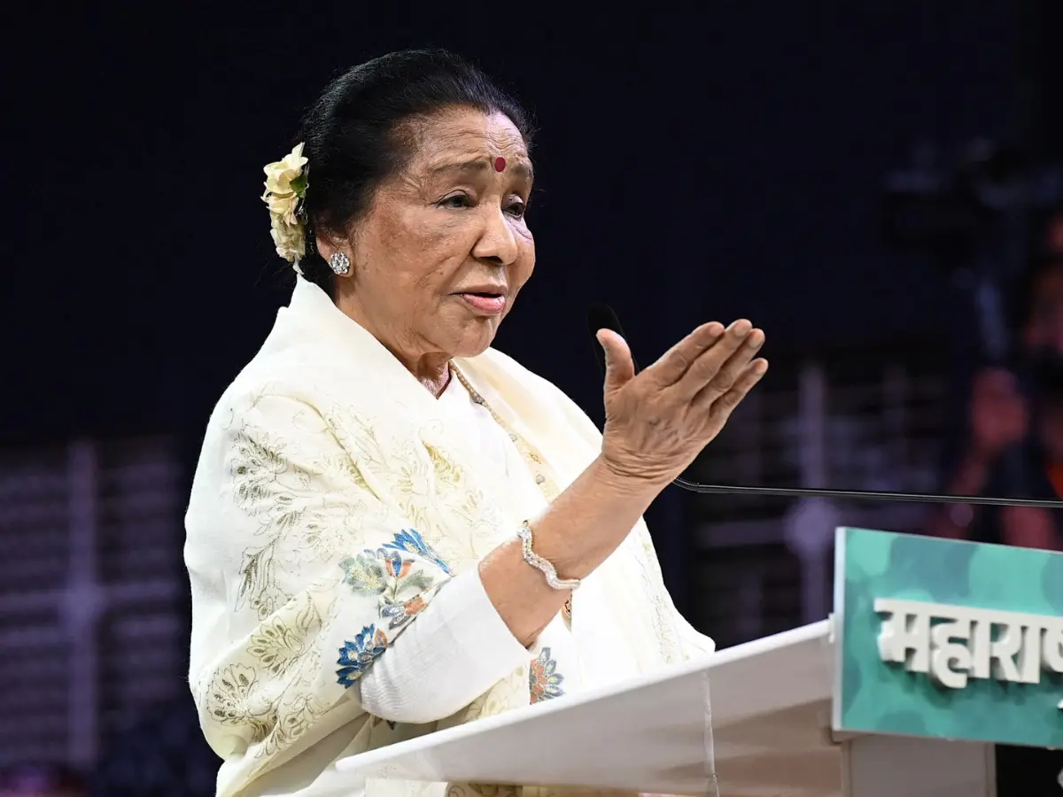 Asha Bhosle dies at 92: 8 Lesser-known facts about the legendary voice