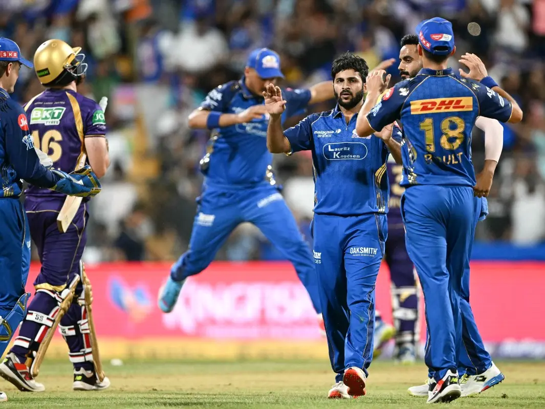'They are slightly ahead': Former India all-rounder backs MI ahead of clash against RCB 'They are slightly ahead': Former India all-rounder backs MI ahead of clash against RCB
