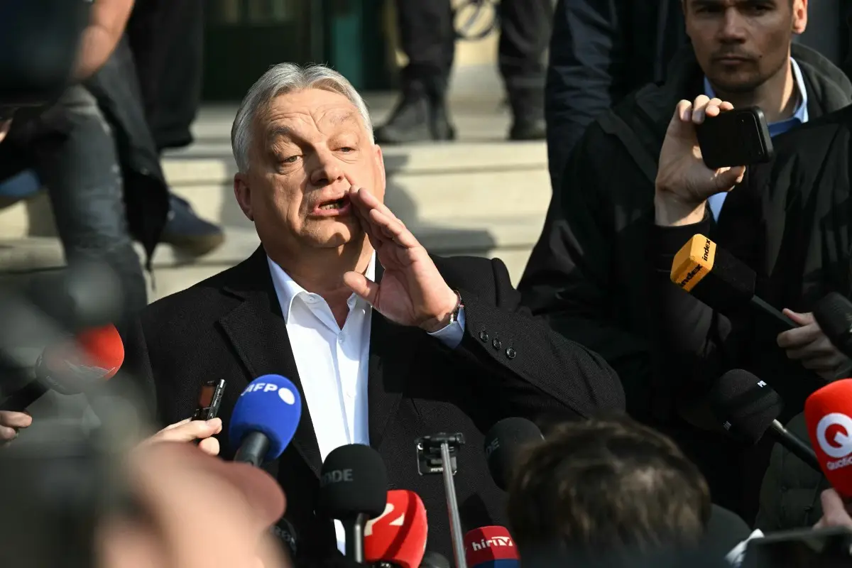 Trump & Orban with far-right ideology