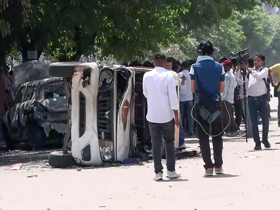 '4 suspected terrorists were…': Pakistan conspiracy behind Noida worker strike, claims Uttar Pradesh minister '4 suspected terrorists were…': Pakistan conspiracy behind Noida worker strike, claims Uttar Pradesh minister
