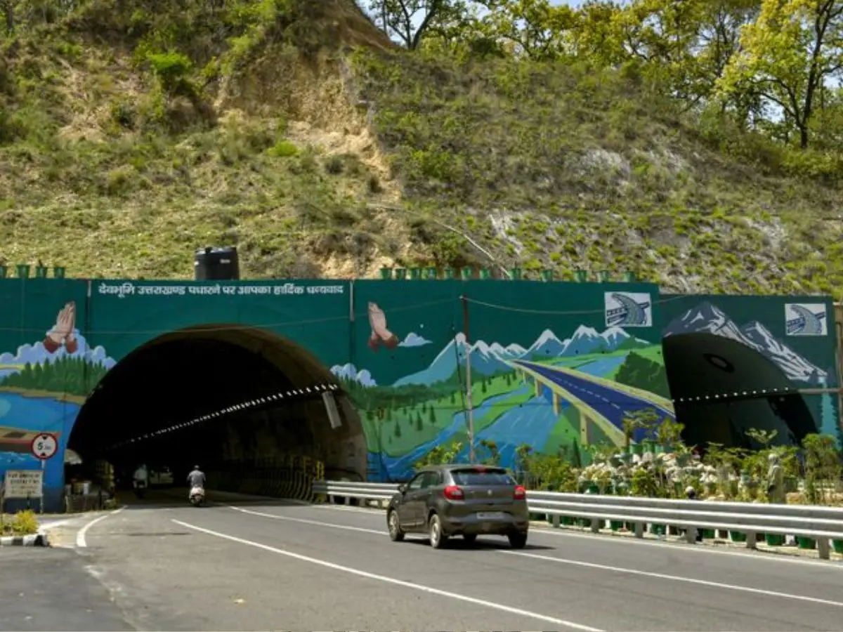 Delhi–Dehradun expressway inaugurated: 213 km corridor, Rs.12,000 crore cost, travel time reduced to 2.5 hours