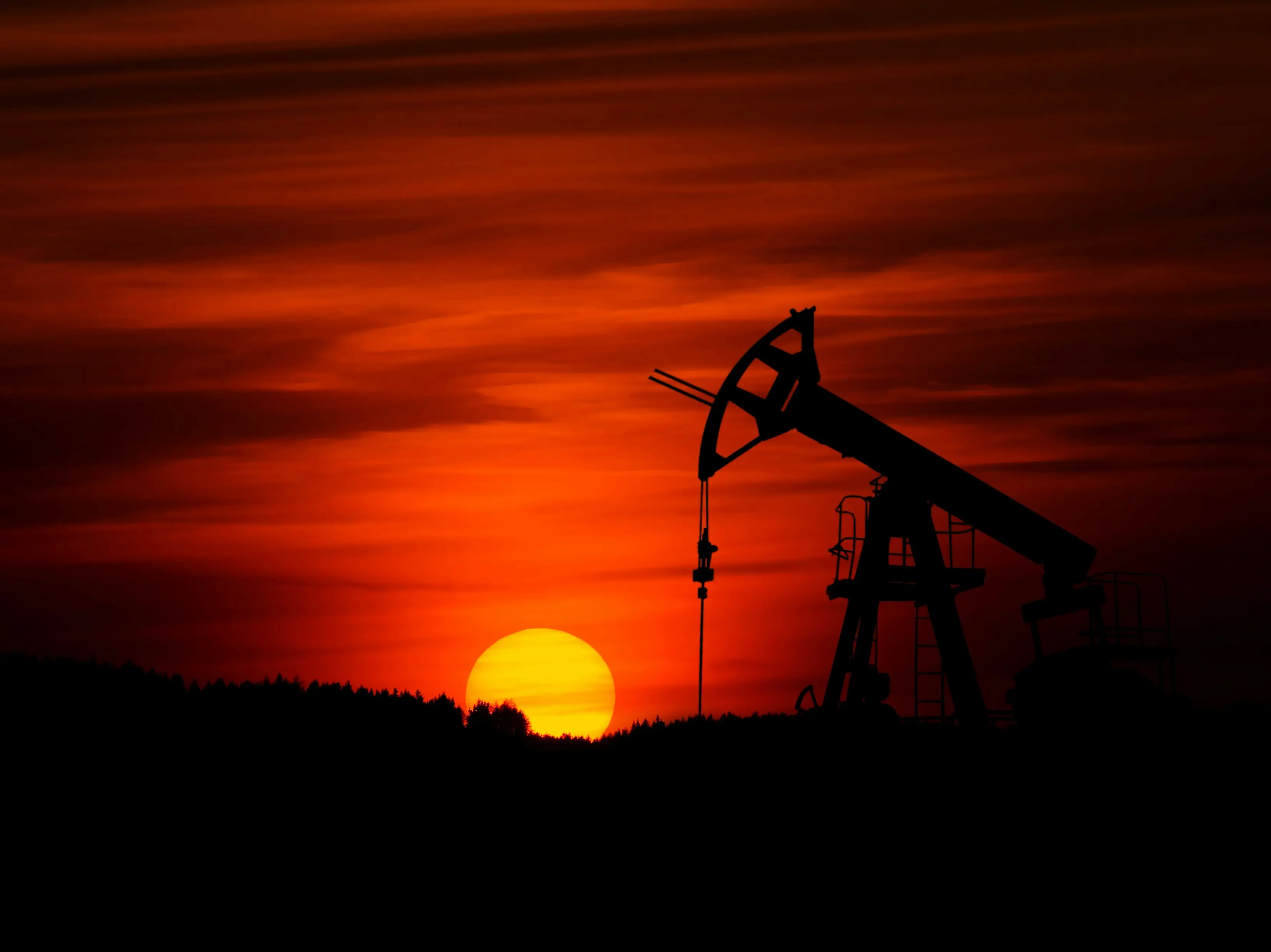 'Let the oil flow': Crude prices down to $81.15 as US, Iran announce 'immediate end' to hostilities