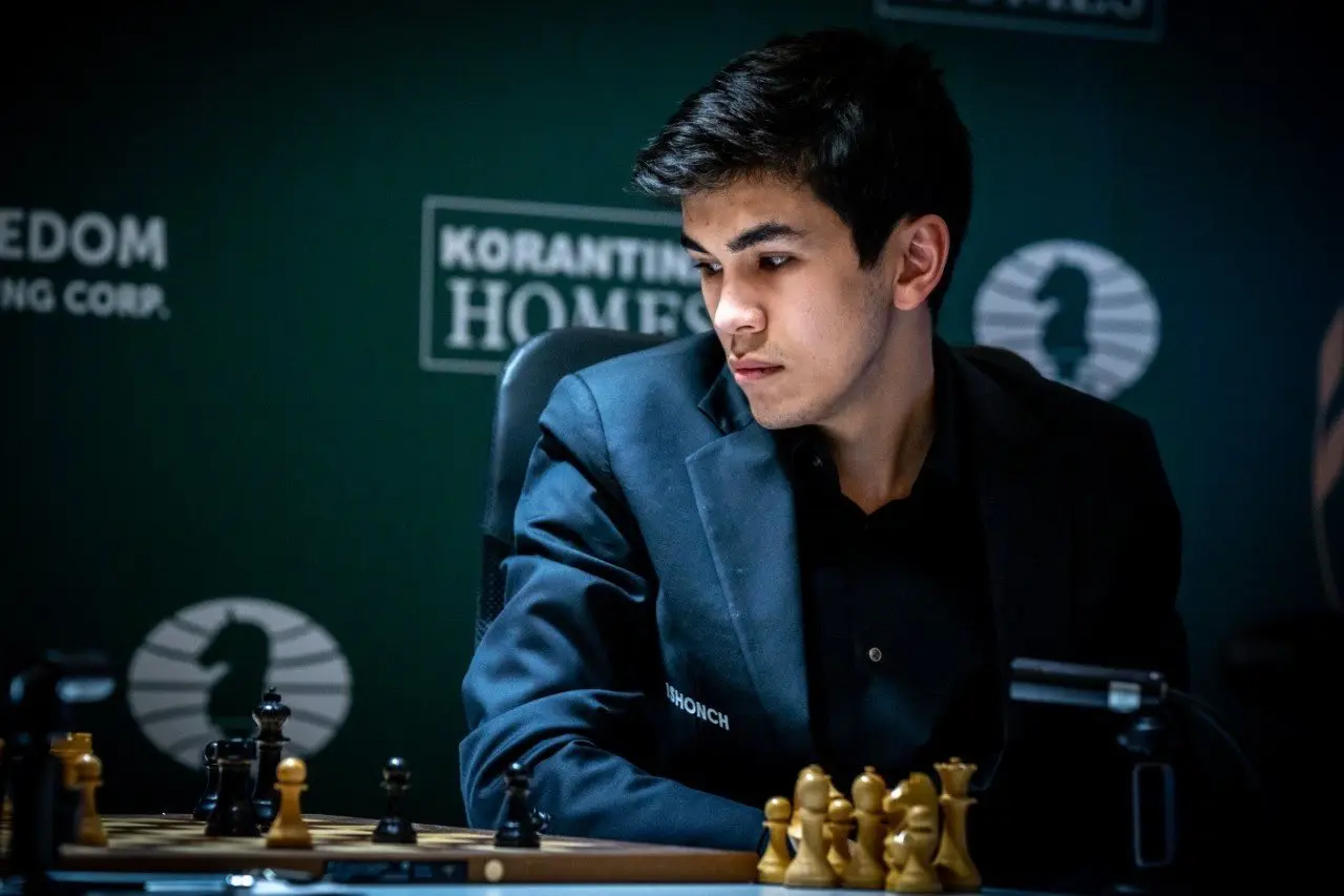 Javokhir Sindarov, 20, wins Candidates with one game to spare to set up world title clash vs Gukesh