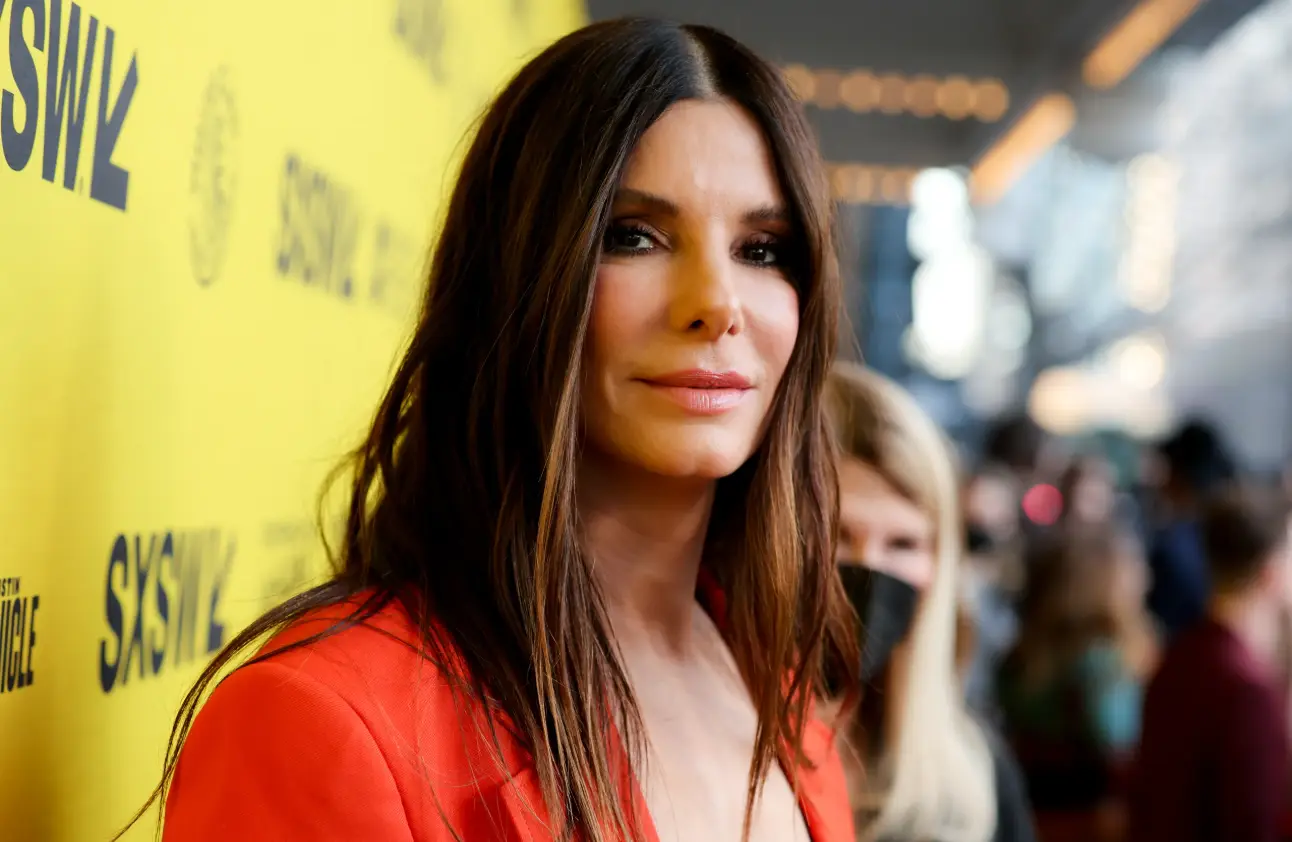 Sandra Bullock debuts on Instagram, pals Jennifer Aniston, Nicole Kidman give her a warm welcome