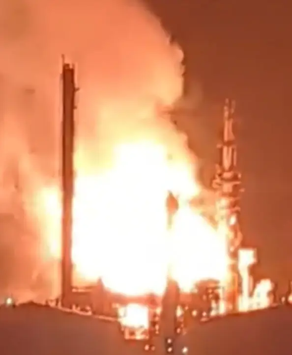 WATCH | Explosions reported as fire erupts at Australia's Geelong oil refinery