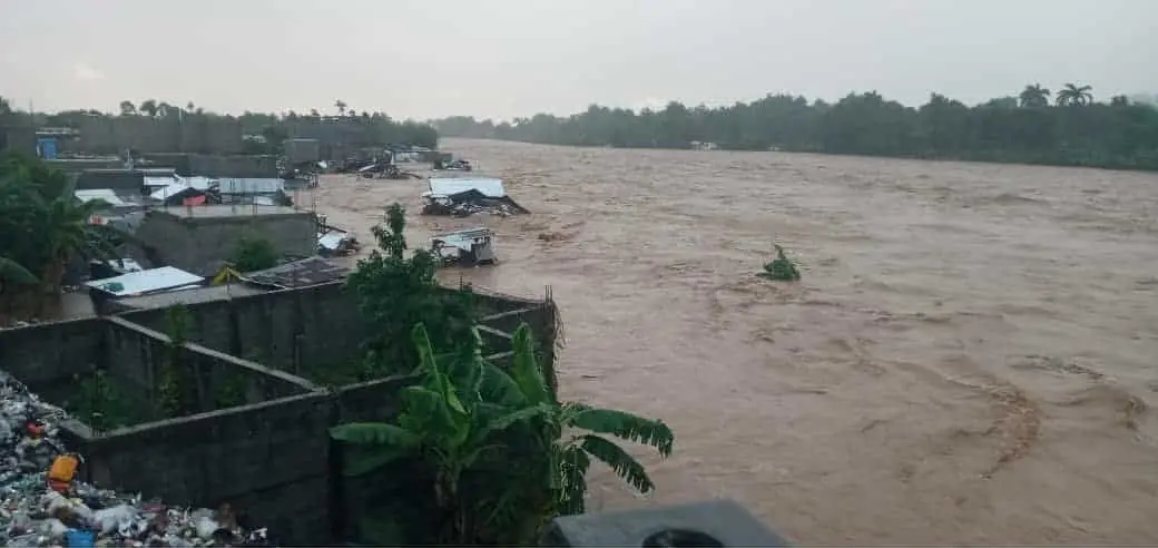 Deadly floods batter Dominican Republic and Haiti, 19 killed, thousands displaced