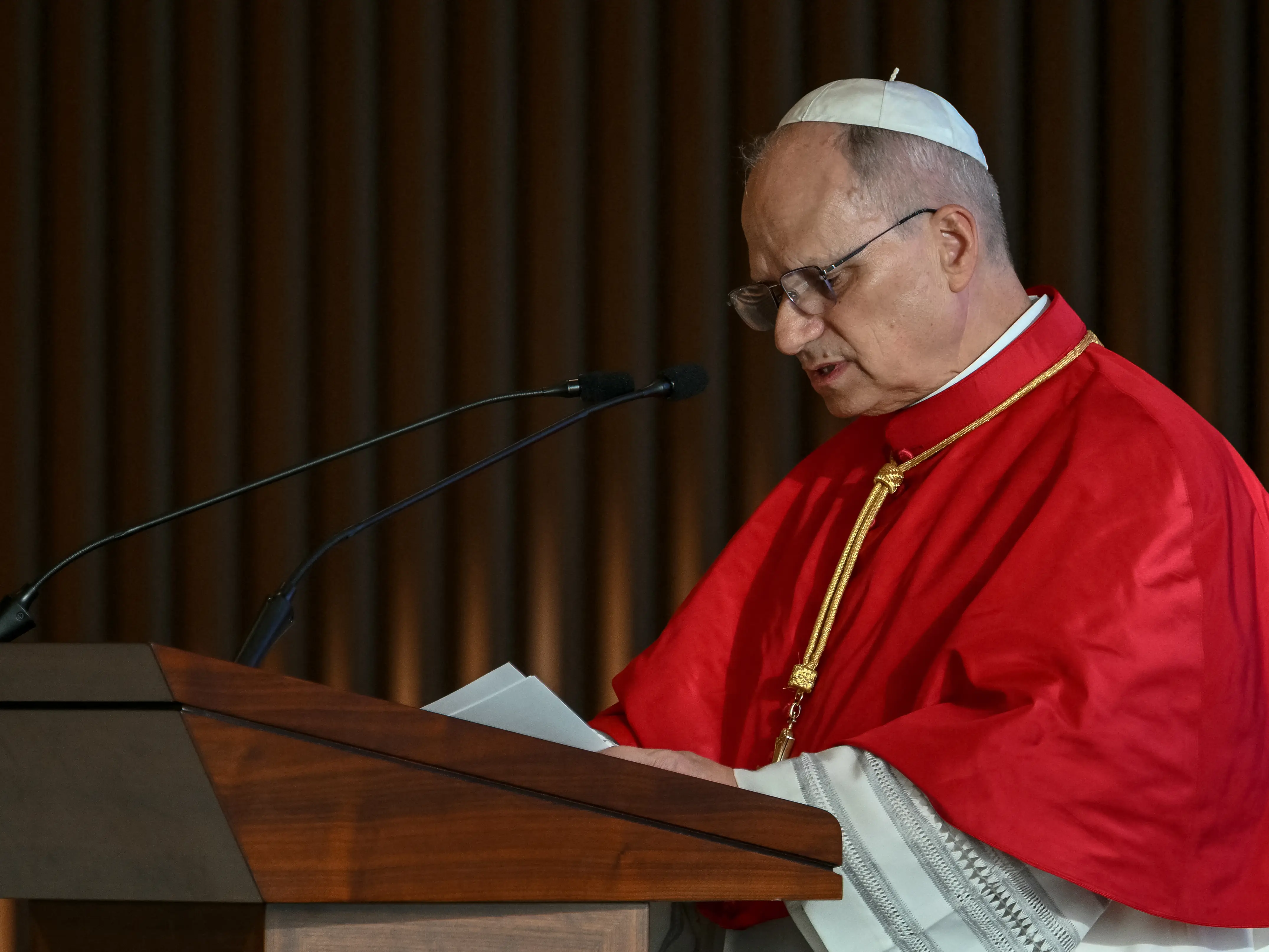 Pope Leo XIV clarifies ‘tyrants’ remark, says no interest in debating Trump Pope Leo XIV clarifies ‘tyrants’ remark, says no interest in debating Trump