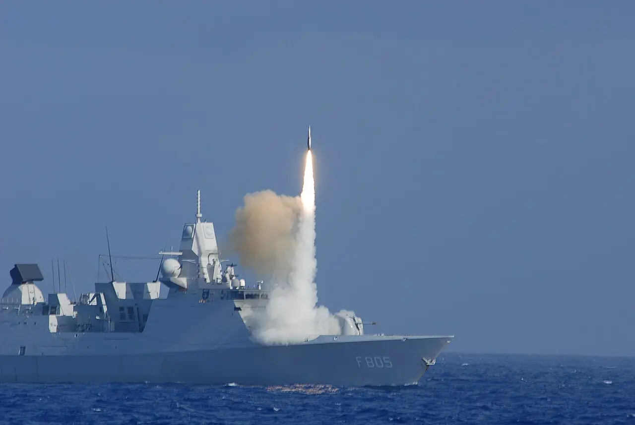 Dutch journalist was able to track HNLMS Evertsen for 24 hours