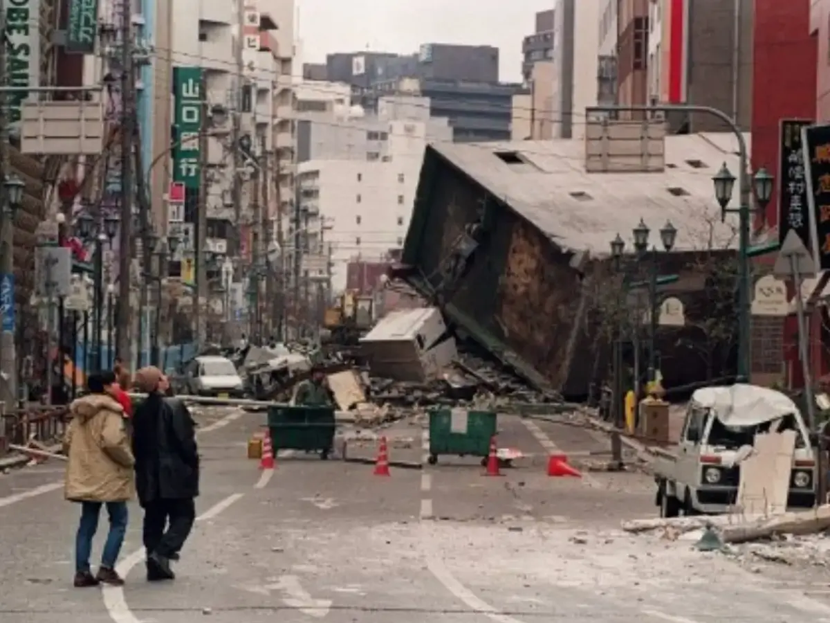Japan megaquake warning: Second warning issued by alert system. Here is how it works