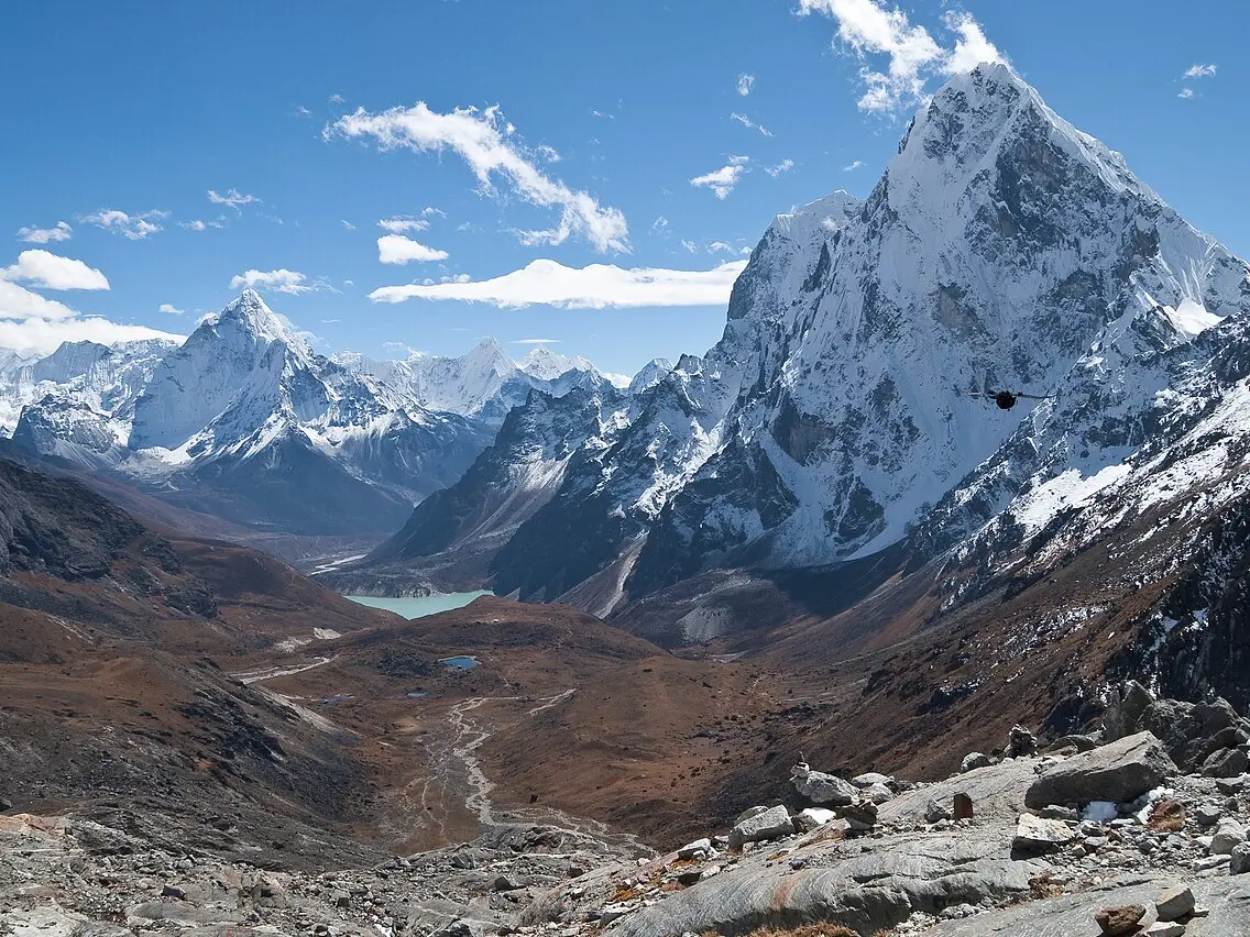 Why commercial airlines avoid flying over the Himalayas and the Tibetan Plateau Why commercial airlines avoid flying over the Himalayas and the Tibetan Plateau
