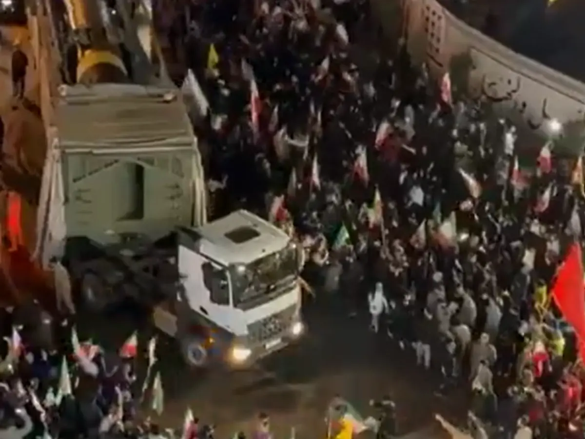 WATCH | Iran displays Ghadr, Khorramshahr-4 ballistic missiles at nationwide pro-government rallies