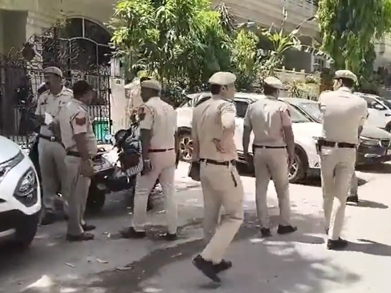 Delhi horror: Senior IRS officer’s 22-year-old daughter strangled to death in Amar Colony