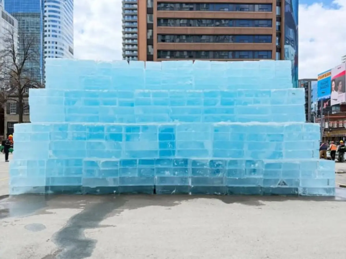 Icy Stunts