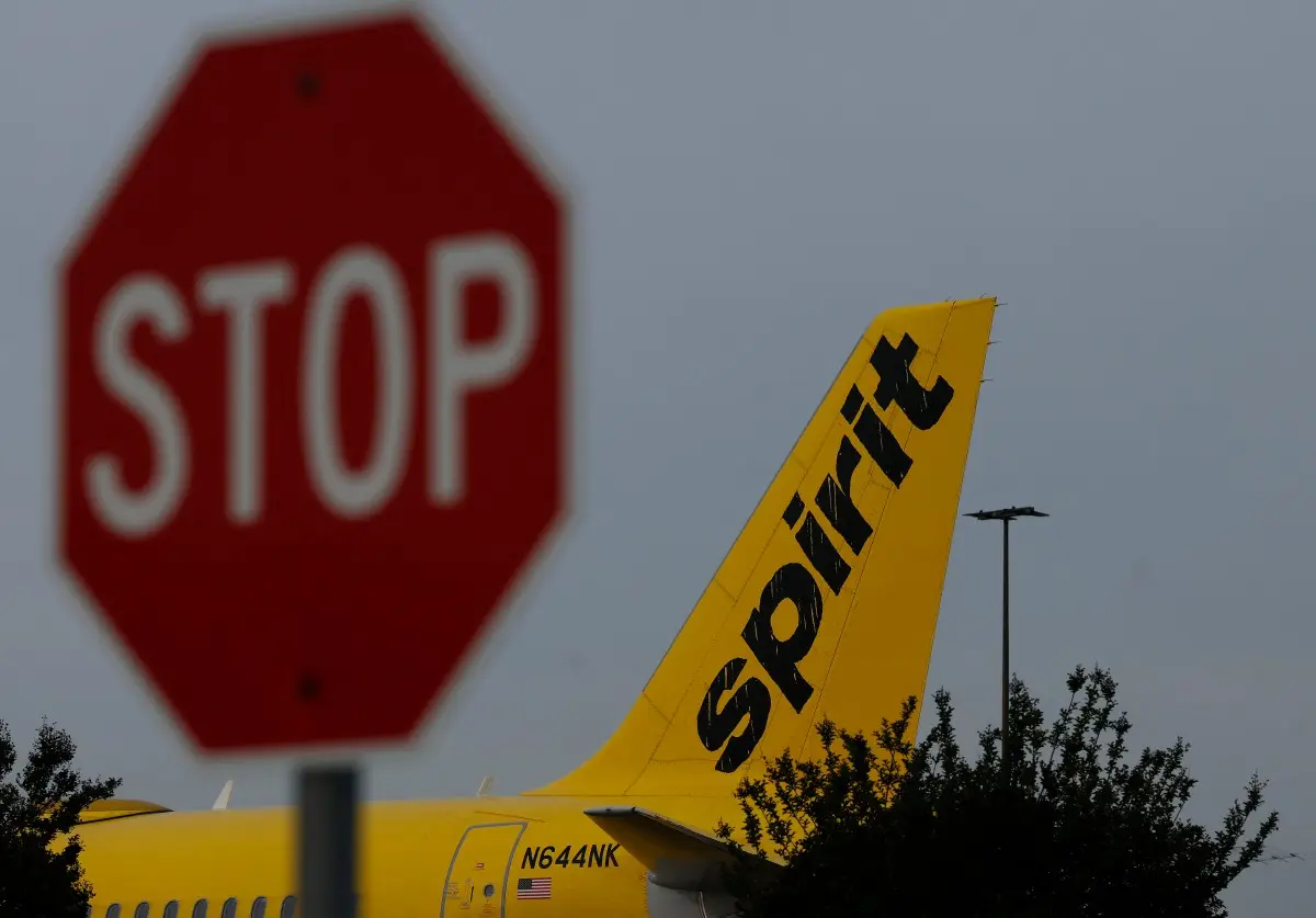 ‘I think we just buy it'- Trump suggests federal take over of Spirit Airlines as oil prices push it to bankruptcy