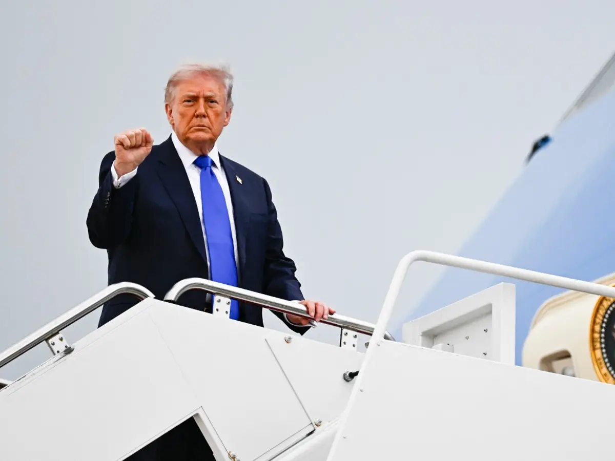 Trump calls Jeffries, Candace Owens 'Low IQ' in late-night rant