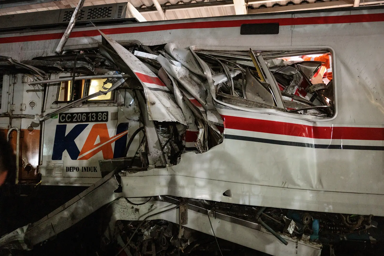 Indonesia: Four killed, dozens injured as two trains collide near Jakarta