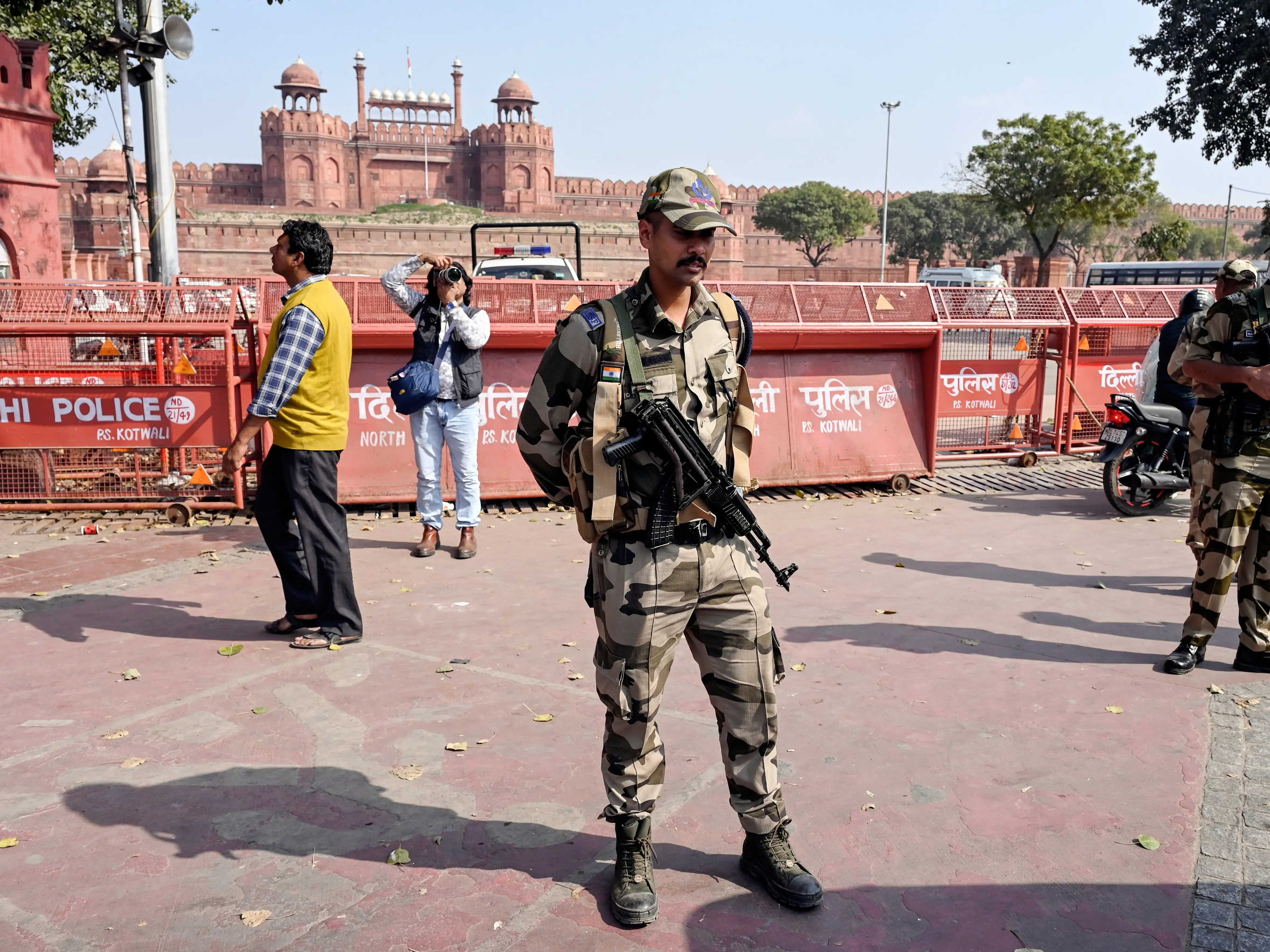 Terror plot targeting Delhi foiled; cross-border syndicate involving ...