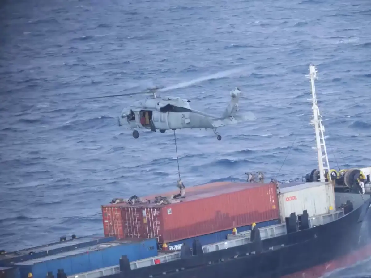 Watch | Marines rappel, then retreat: CENTCOM shares video of bizarre ‘false alarm’ boarding of M/V Blue Star III. What happened? Watch | Marines rappel, then retreat: CENTCOM shares video of bizarre ‘false alarm’ boarding of M/V Blue Star III. What happened?