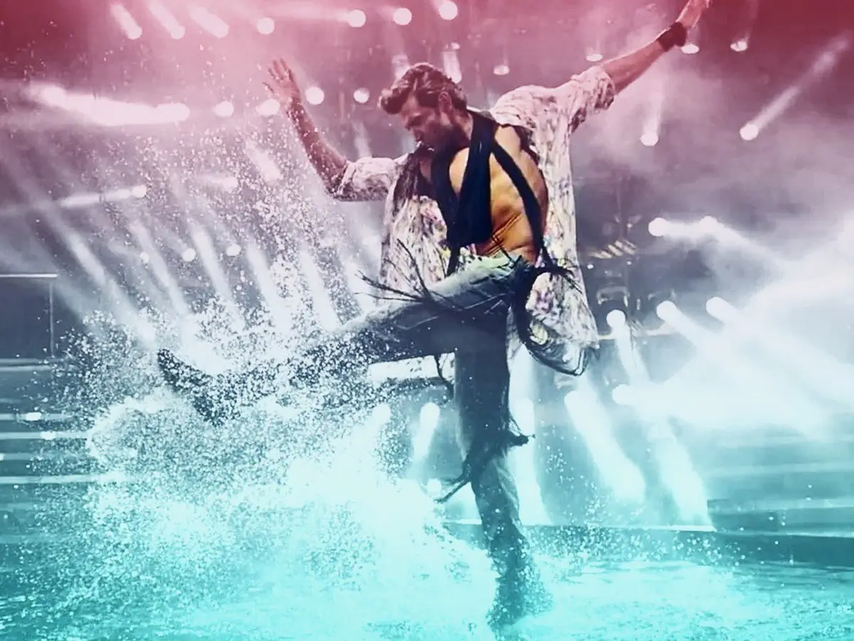 World Dance Day: Celebrating the best dancers of Bollywood - Hrithik Roshan, Shahid Kapoor, Ishaan Khatter