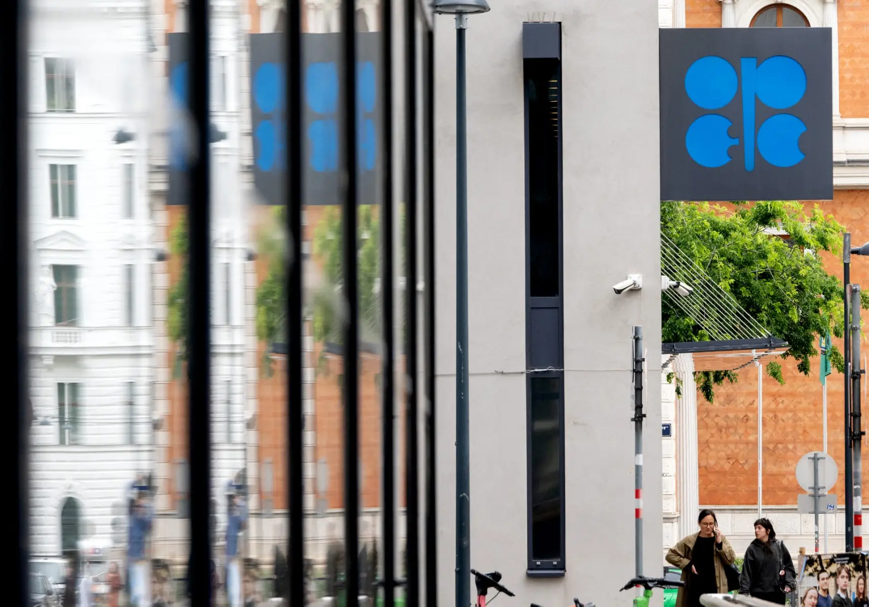 Russia backs OPEC+ stability after UAE exit, warns of oil price volatility