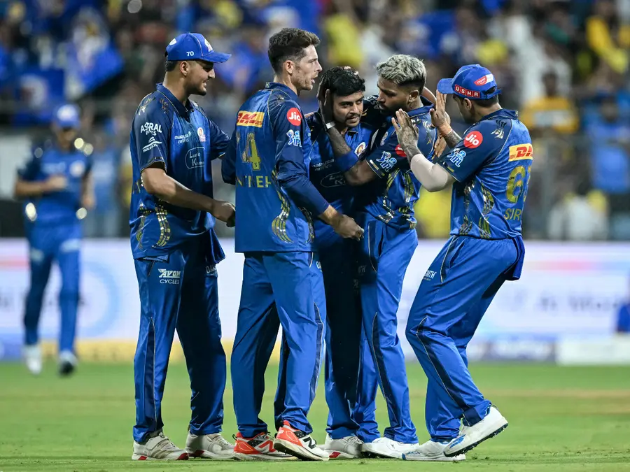 IPL 2026: Here's why MI players are wearing black armbands vs SunRisers Hyderabad