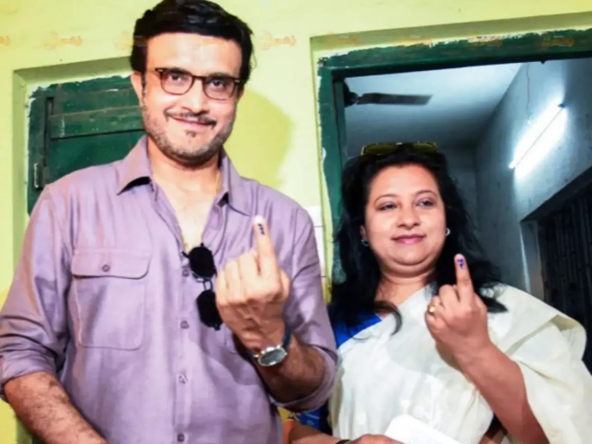 Dada casts his vote
