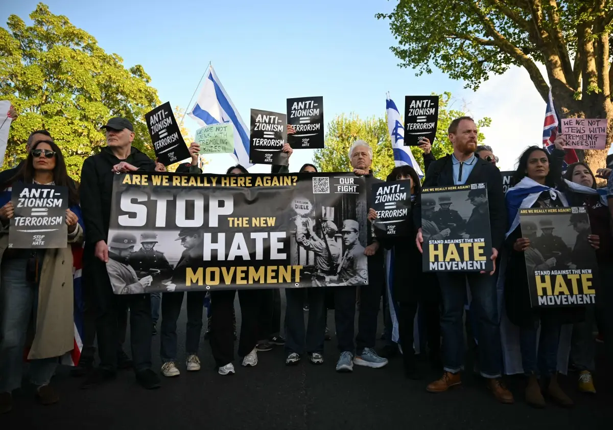 Starmer vows action after London 'terrorist incident' stabbing of two Jewish men; suspect identified as British national
