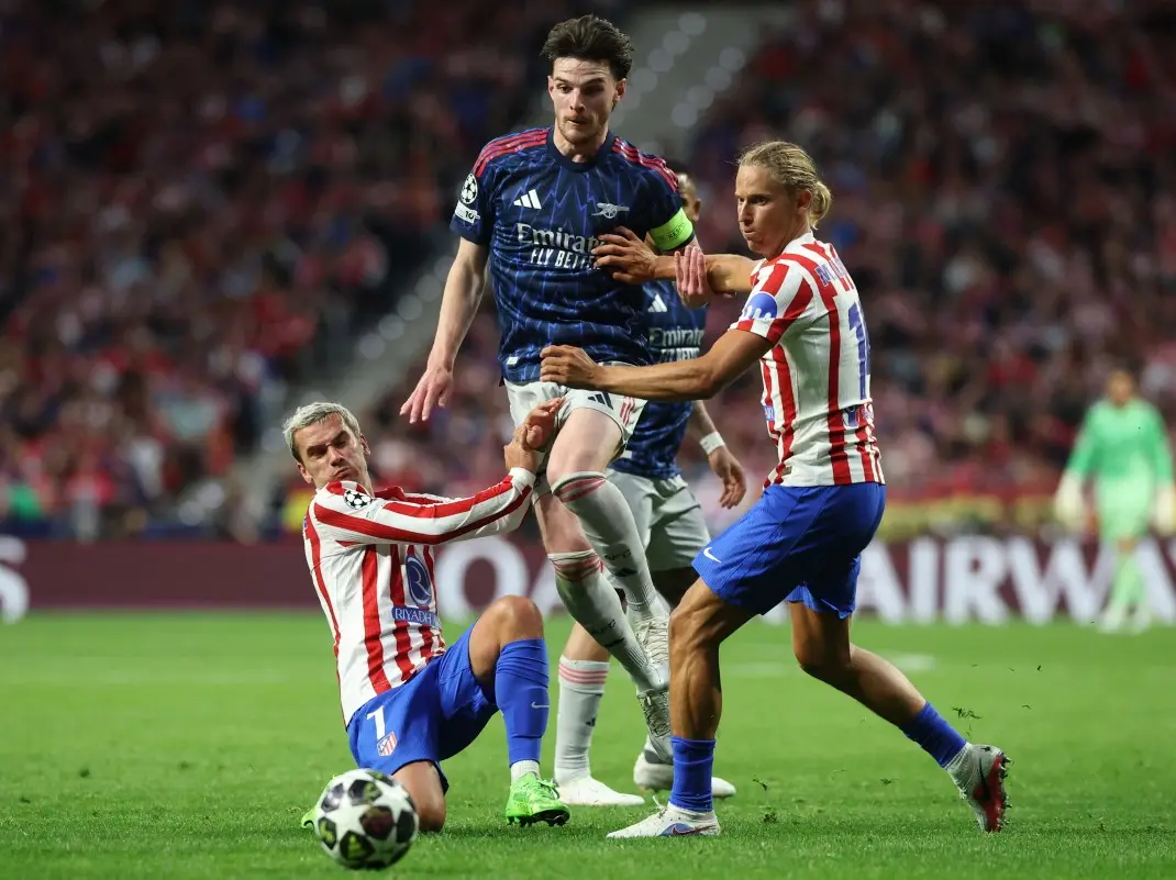 Champions League, SF | Arsenal, Atletico Madrid play draw in penalty-filled first leg Champions League, SF | Arsenal, Atletico Madrid play draw in penalty-filled first leg