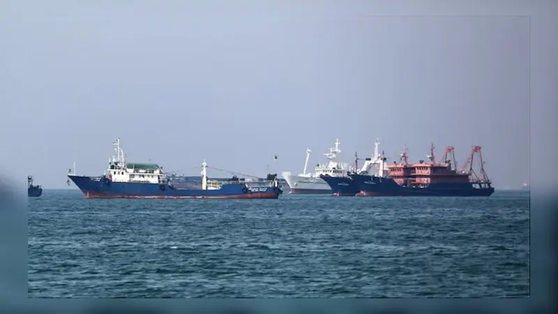 US naval blockade is squeezing Iran’s oil exports and hurting economy, shows data US naval blockade is squeezing Iran’s oil exports and hurting economy, shows data