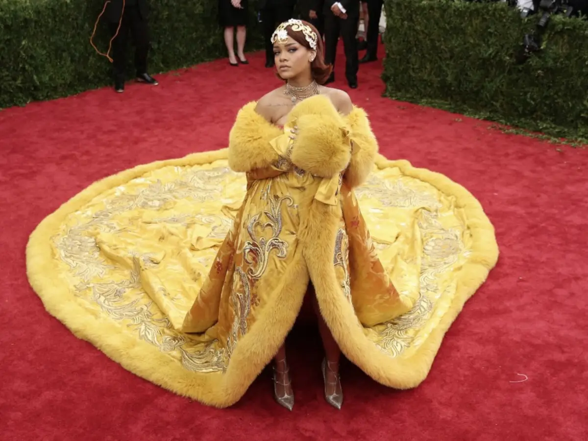 Rihanna in Guo Pei (2015)