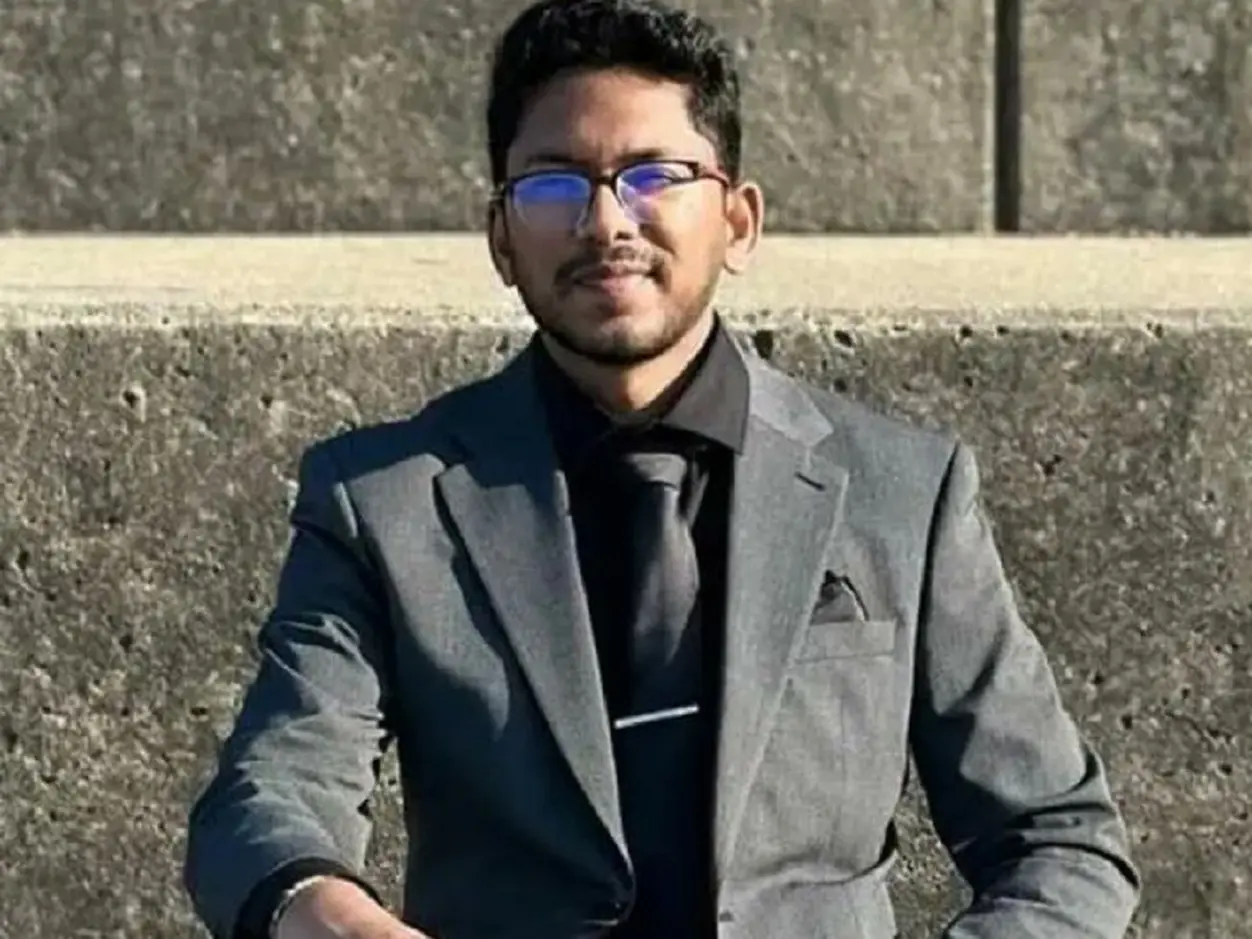 Andhra man, 26, kills self in US over not getting job after studies; help pours for debt-ridden family Andhra man, 26, kills self in US over not getting job after studies; help pours for debt-ridden family