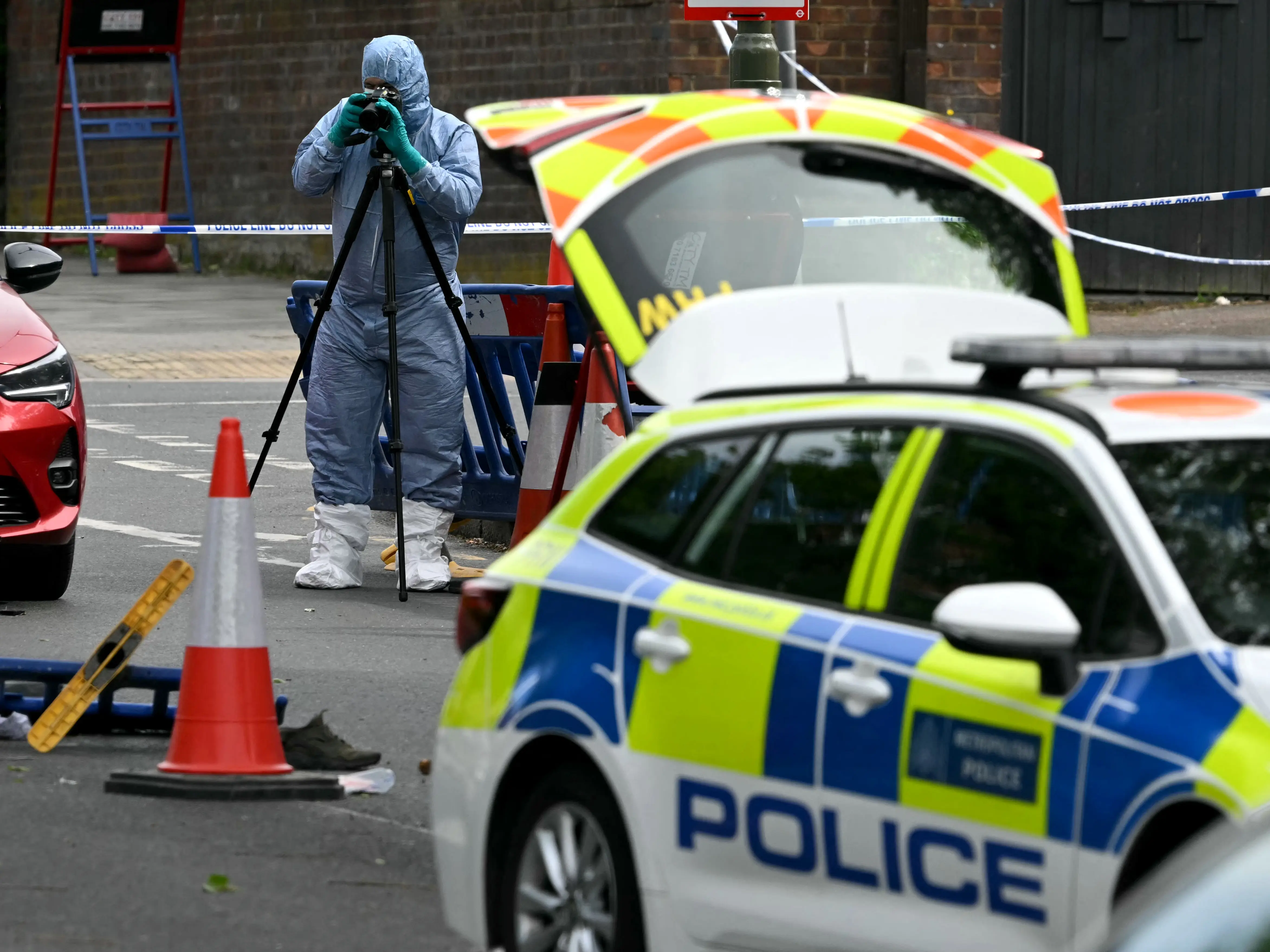 Four injured in indiscriminate shooting in London on Saturday: Report Four injured in indiscriminate shooting in London on Saturday: Report