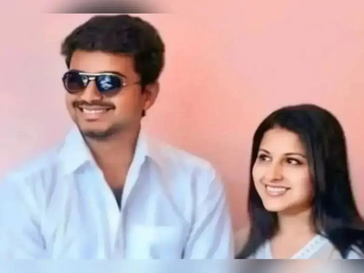 Major relief for TN CM Vijay as wife Sangeetha withdraws infidelity and divorce petition